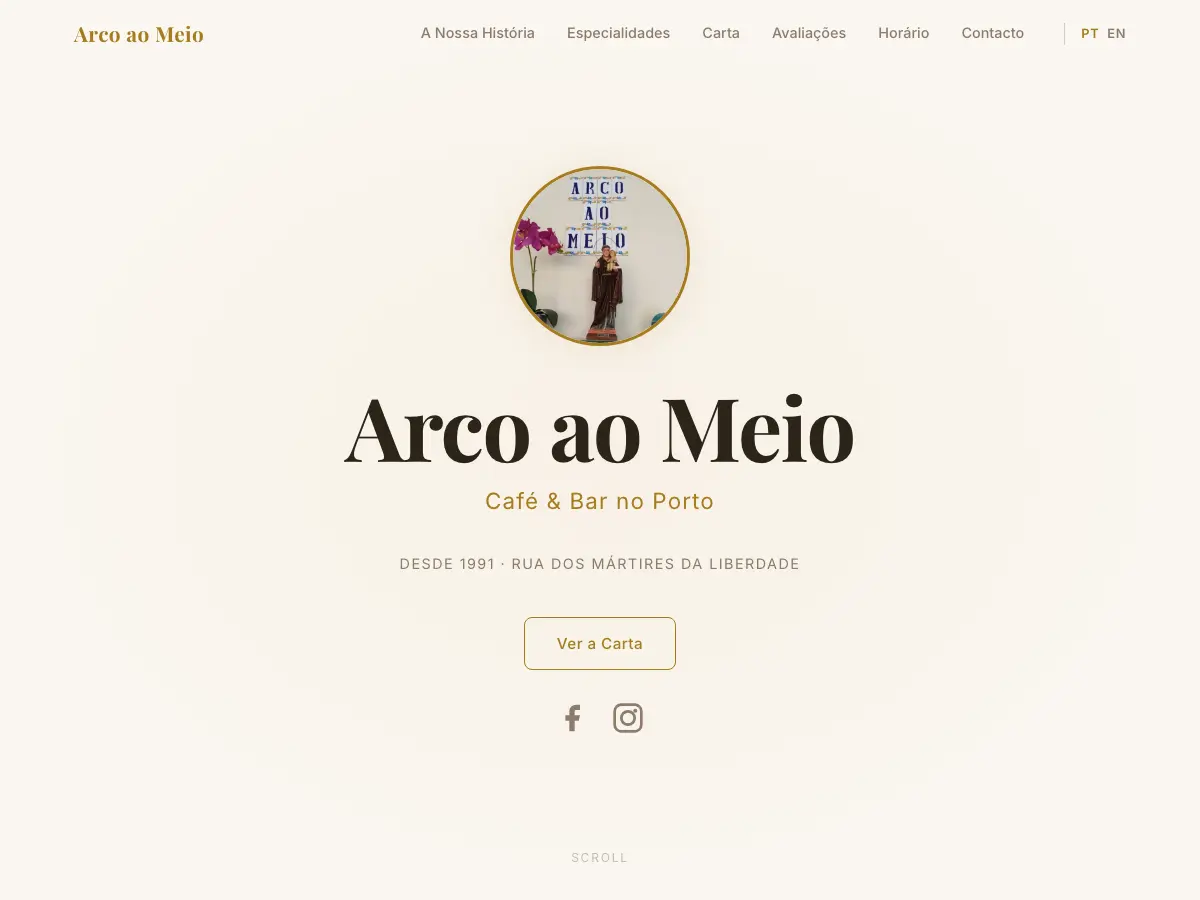 Arco ao Meio's website