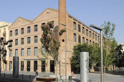 Biblioteca Poblenou–Manuel Arranz, photo 1