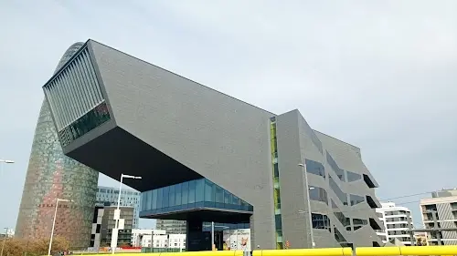 Biblioteca El Clot - Josep Benet, photo 1