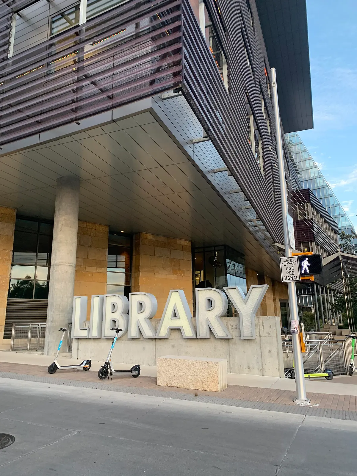 Austin Central Library, photo 1