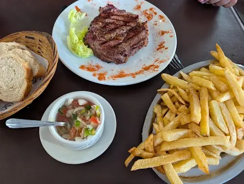 Javi's Parrilla Restaurant & Cafeteria, photo 1