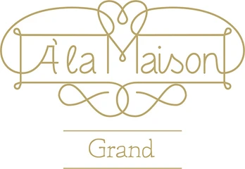 Á la Maison logo